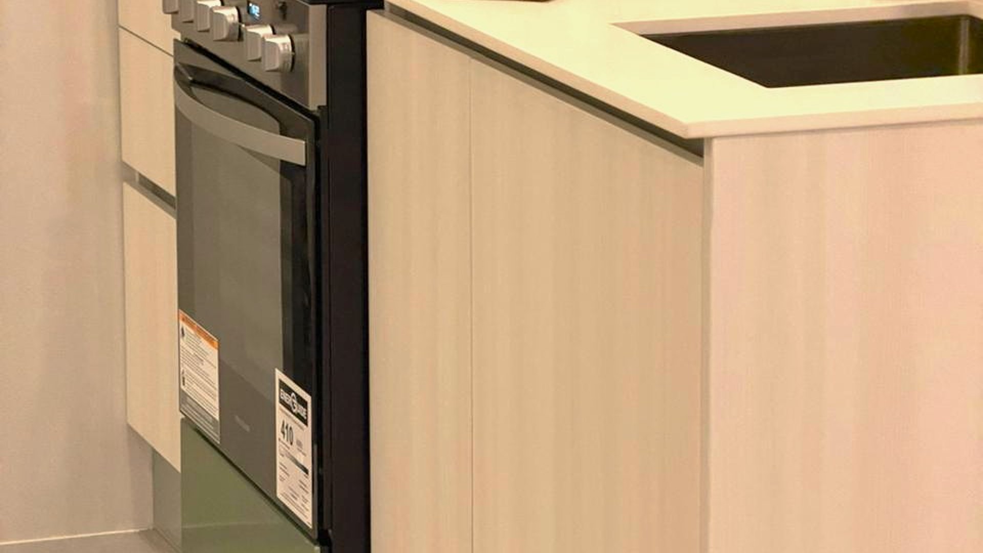 Apartamento 1 Hab. en Renta - Zona 16, Ciudad de Guatemala - Miniatura 4