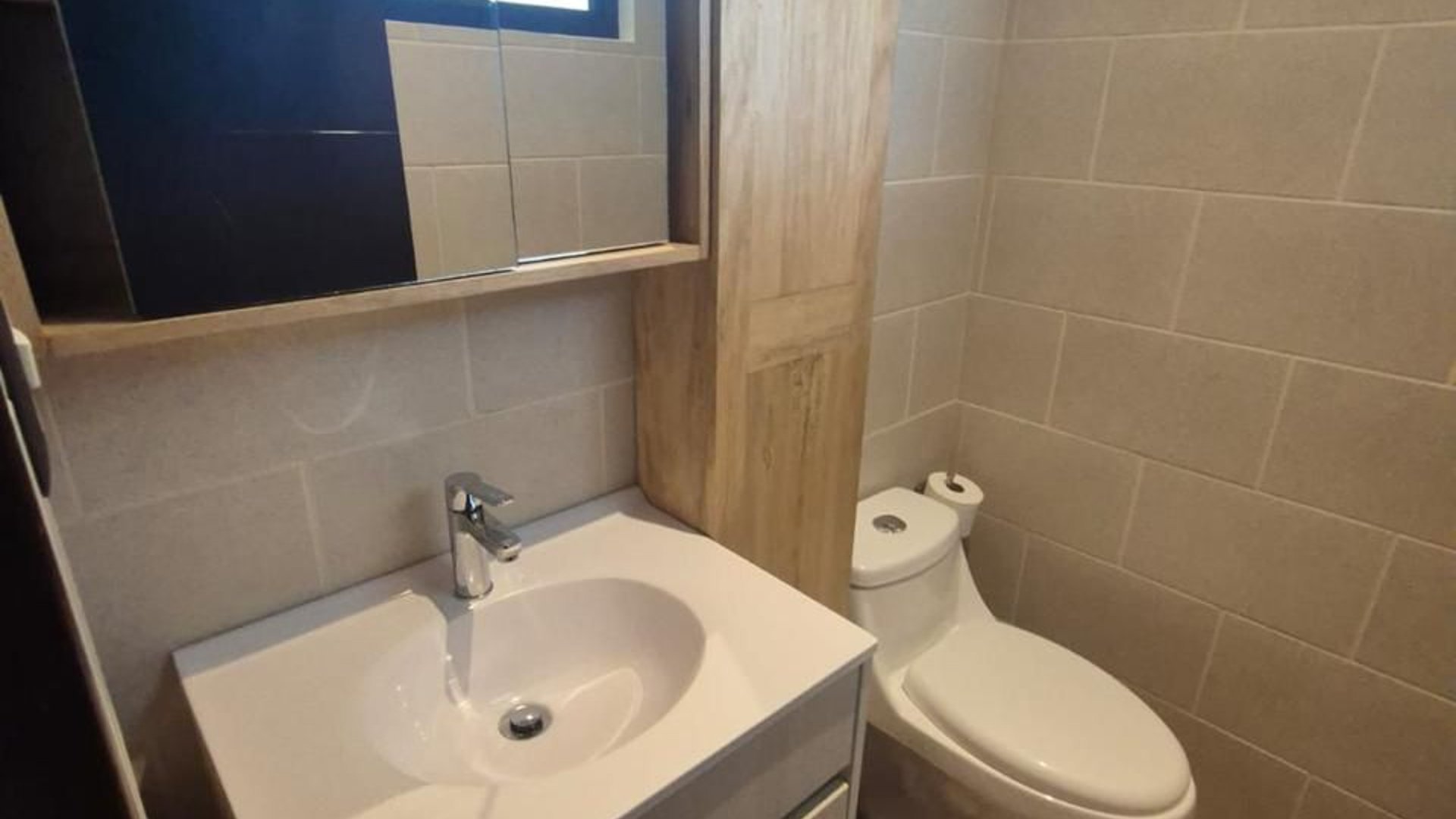 PRECIOSO Y FUNCIONAL APARTAMENTO KANAJUYÚ - Miniatura 6