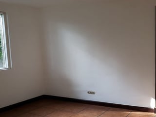 Acogedora y amplia casa en ALQUILER, Km 13.5 Carretera a El Salvador (+1) ilj - Image 8