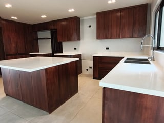 Espectacular Casa en Venta San Lucas Sacatepequez - 4