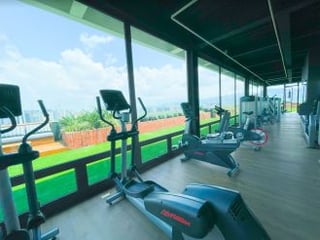 APARTAMENTO AMUEBLADO EN RENTA – EDIFICIO LUCCA | ZONA 10 - Image 15