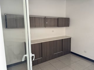 LOCAL EN RENTA PARA ESTÉTICA CANINA - 3