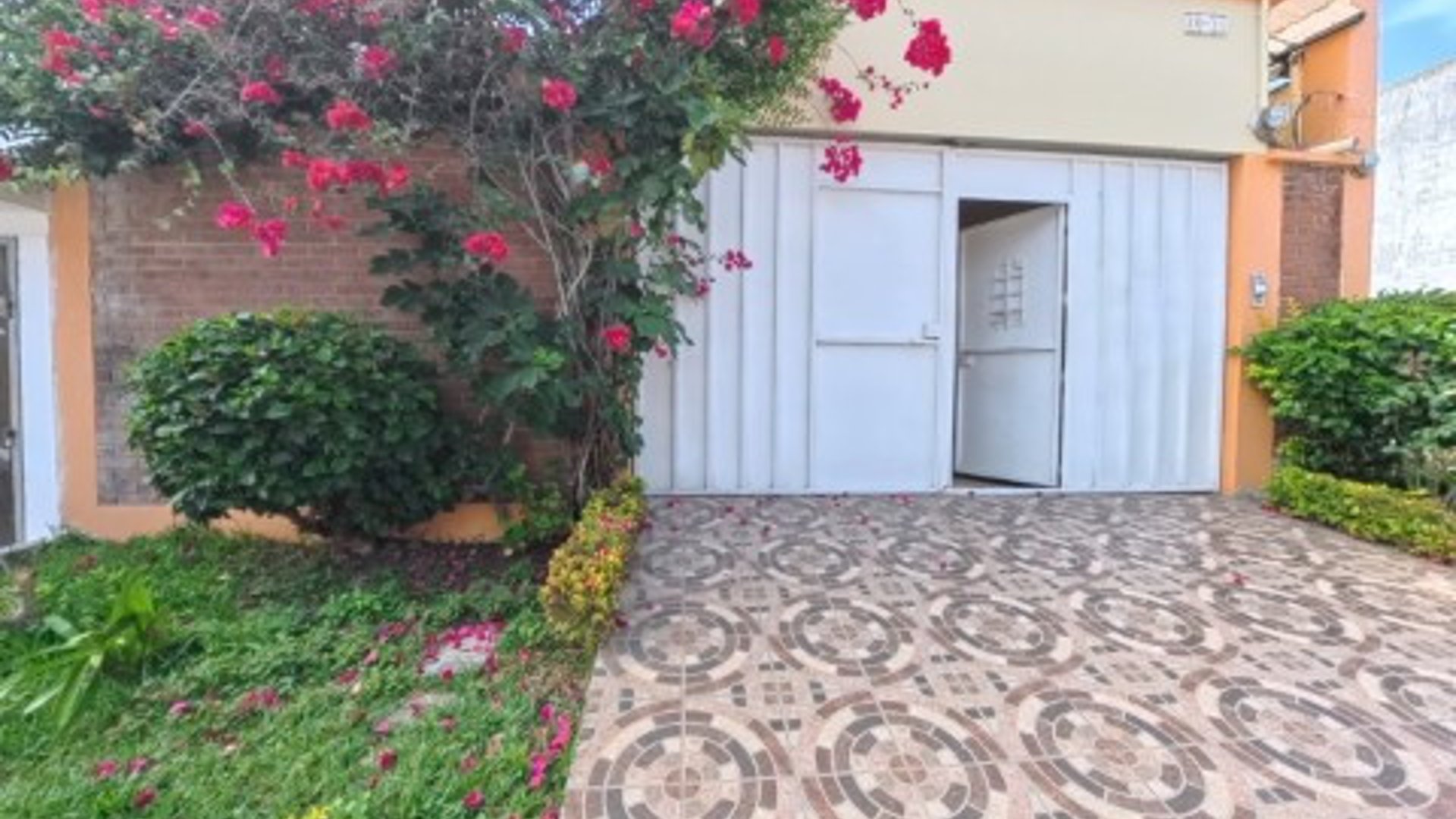 Casa en Venta Zona 7 Guatemala, Bosques de Linda Villa
