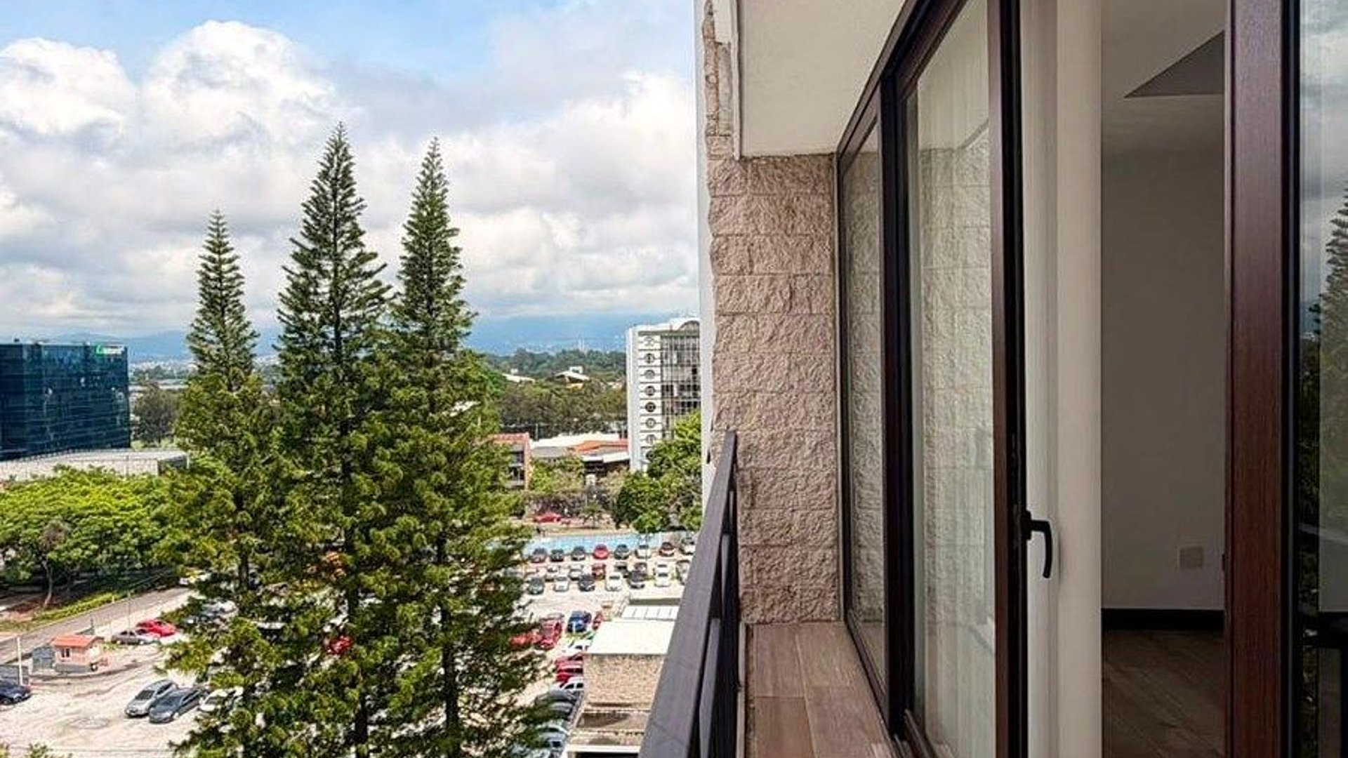*APARTAMENTO EN ALQUILER – Edificio Tres 15, Zona 13 Las Américas - Miniatura 5