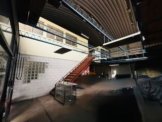 VENTA DE BODEGA EN EXCELENTE UBICACIÓN - ZONA 01 - 2