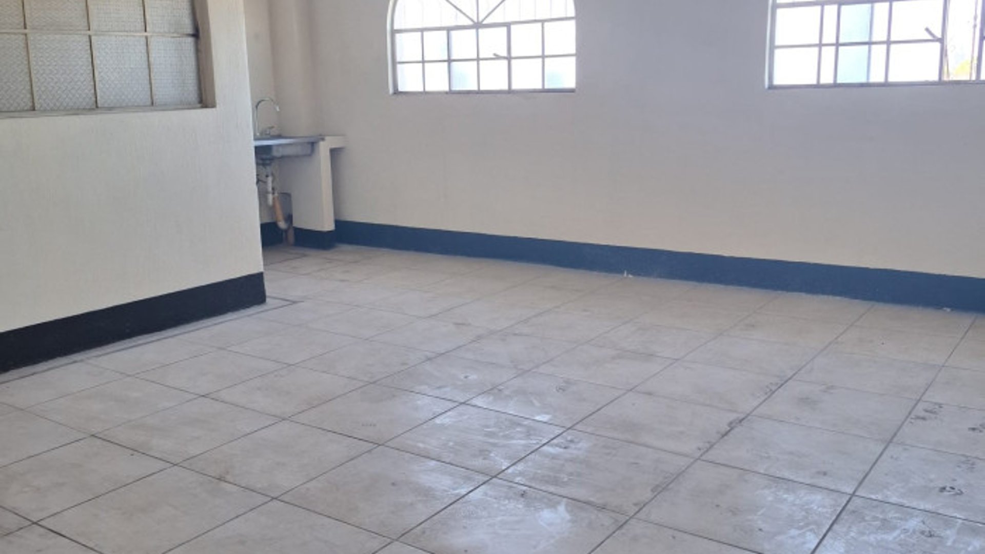 Casa en Renta con Uso Comercial en Zona 7 Guatemala - Miniatura 11