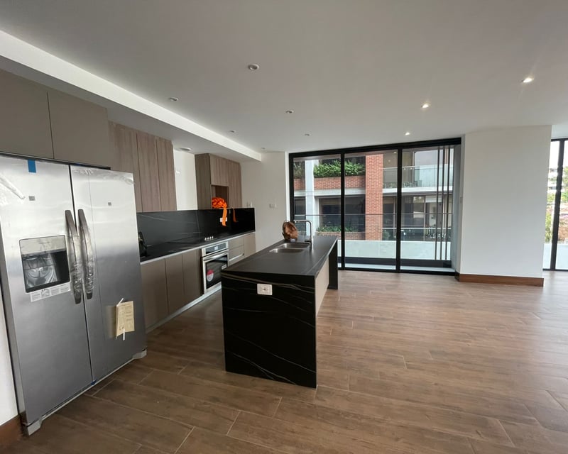 APARTAMENTO EN EDIFICIO GAURA ZONA 15 VISTA HERMOSA