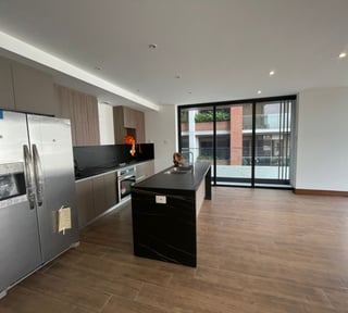 APARTAMENTO EN EDIFICIO GAURA ZONA 15 VISTA HERMOSA