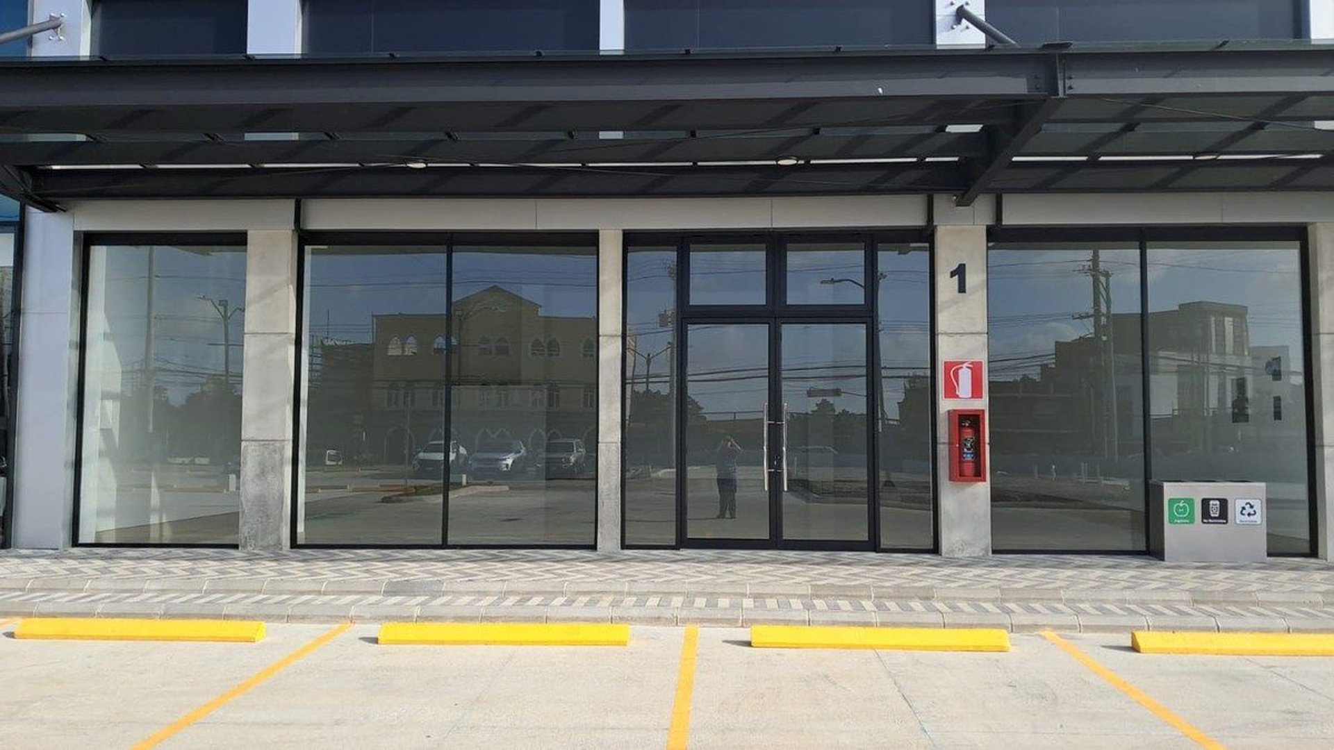 Local comercial en ALQUILER en San José Pinula - Miniatura 6