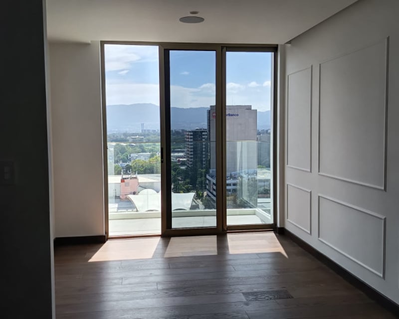 Apartamento en Venta en Zona 10 Edificio Atarah