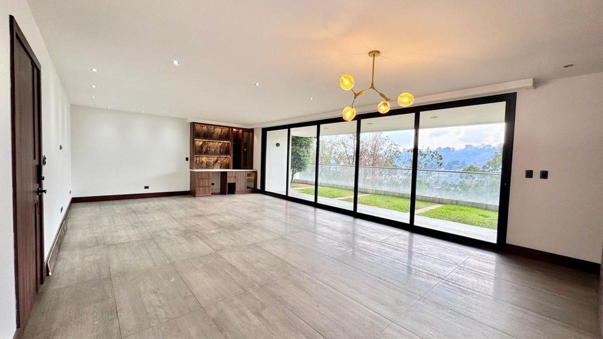 APARTAMENTO EN VENTA ZONA 16 Edificio Zen Cayalá
