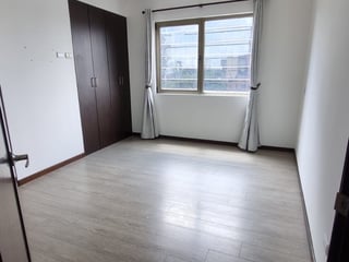 Alquiler apartamento 3 Dormitorios | NEO Zona 10 (B) - 2
