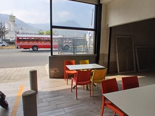 Local Comercial en Renta Plaza Inter Lago - 5
