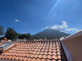 Exclusiva Casa en Club Residencial Los Franciscanos en Renta Antigua - 2