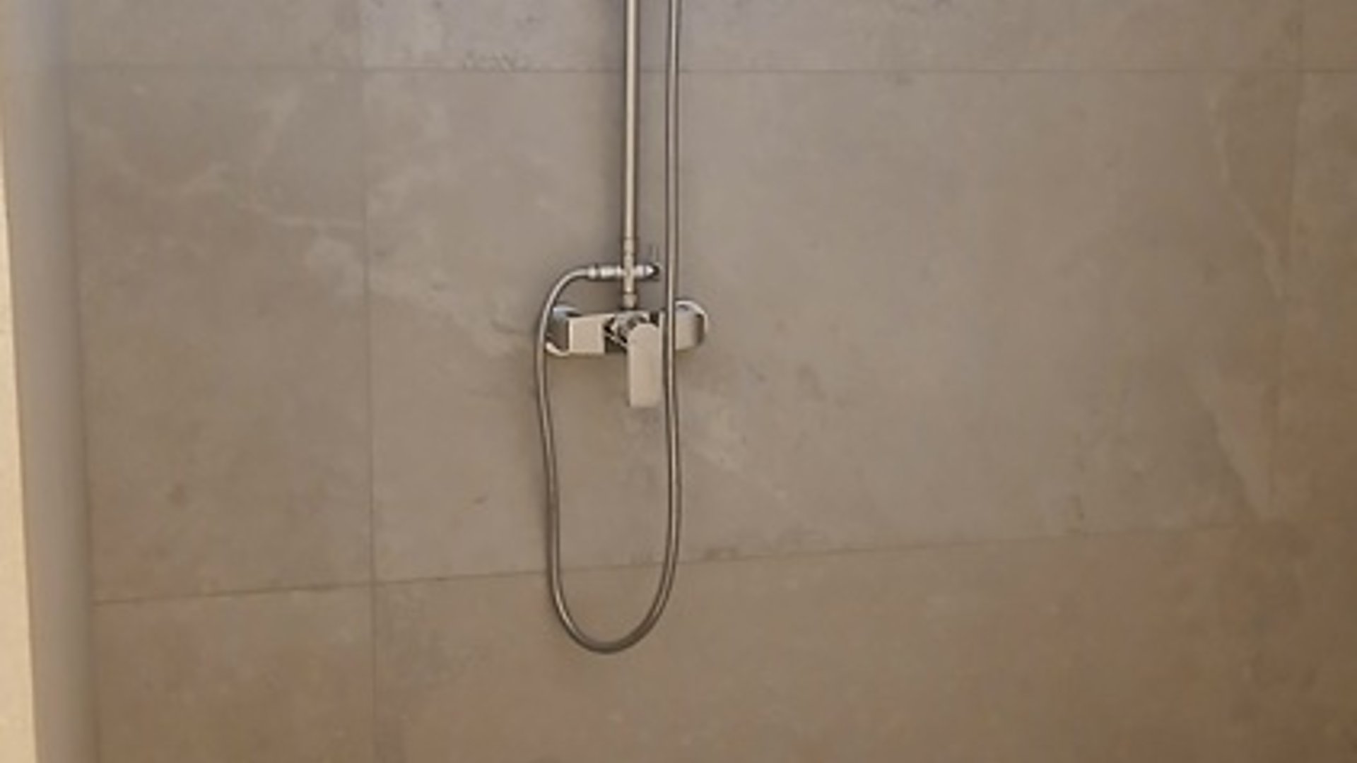 VENDO ZONA 3 CASA GRANDE EN COLONIA BRAN - Miniatura 35