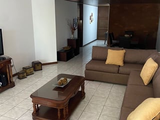 Vendo Lindo Apartamento en zona 10 Edificio Santa Clara II - 3