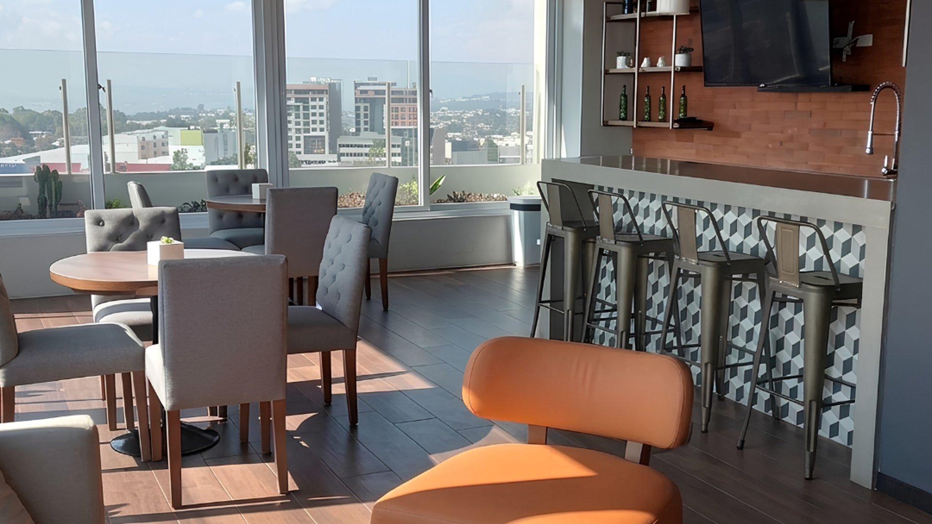 APARTAMENTO EN VENTA  Edificio Museo San Mateo, Zona 7 - Miniatura 10