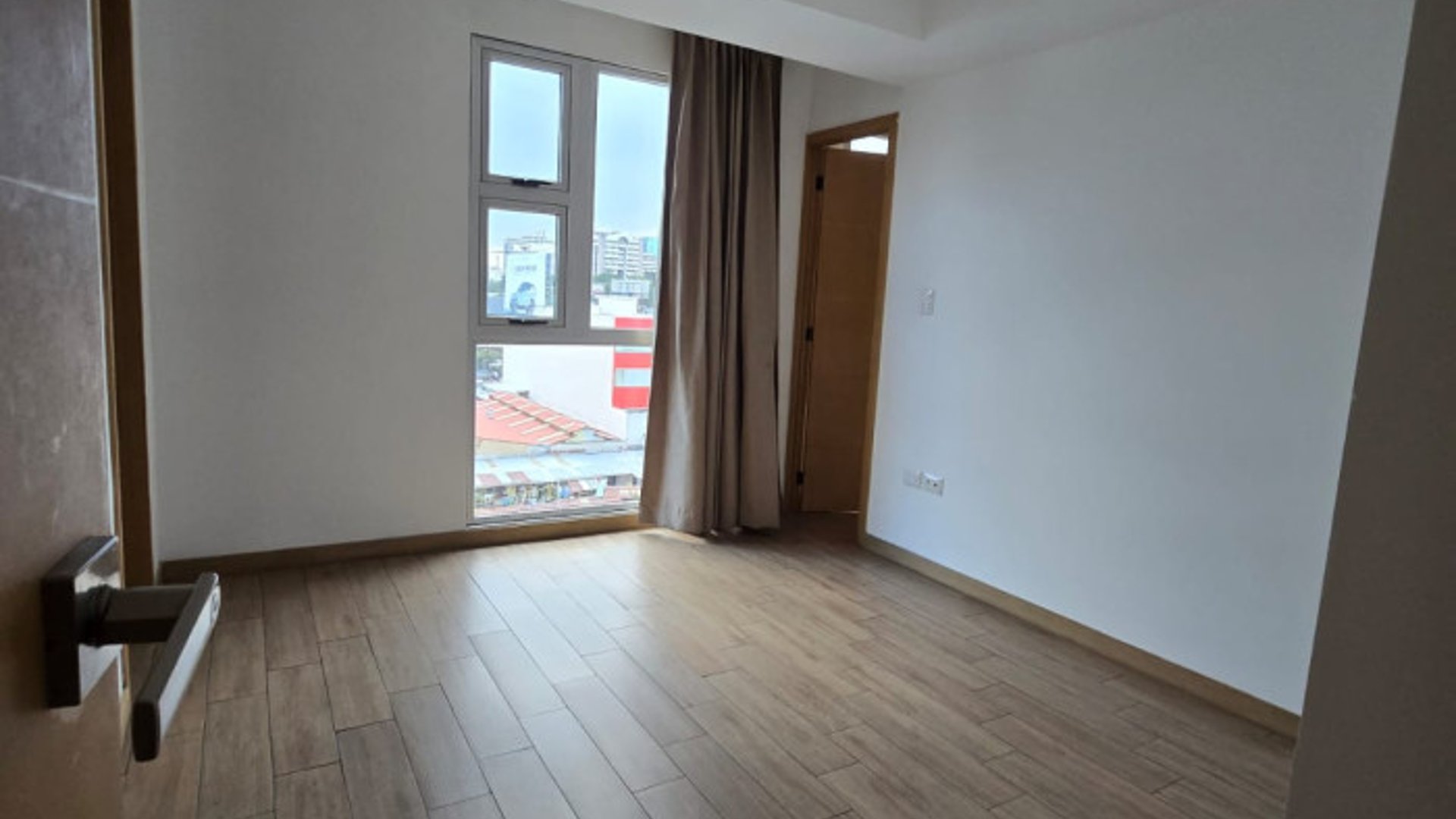 En renta apartamento en CityHaus zona 10 - Image 1