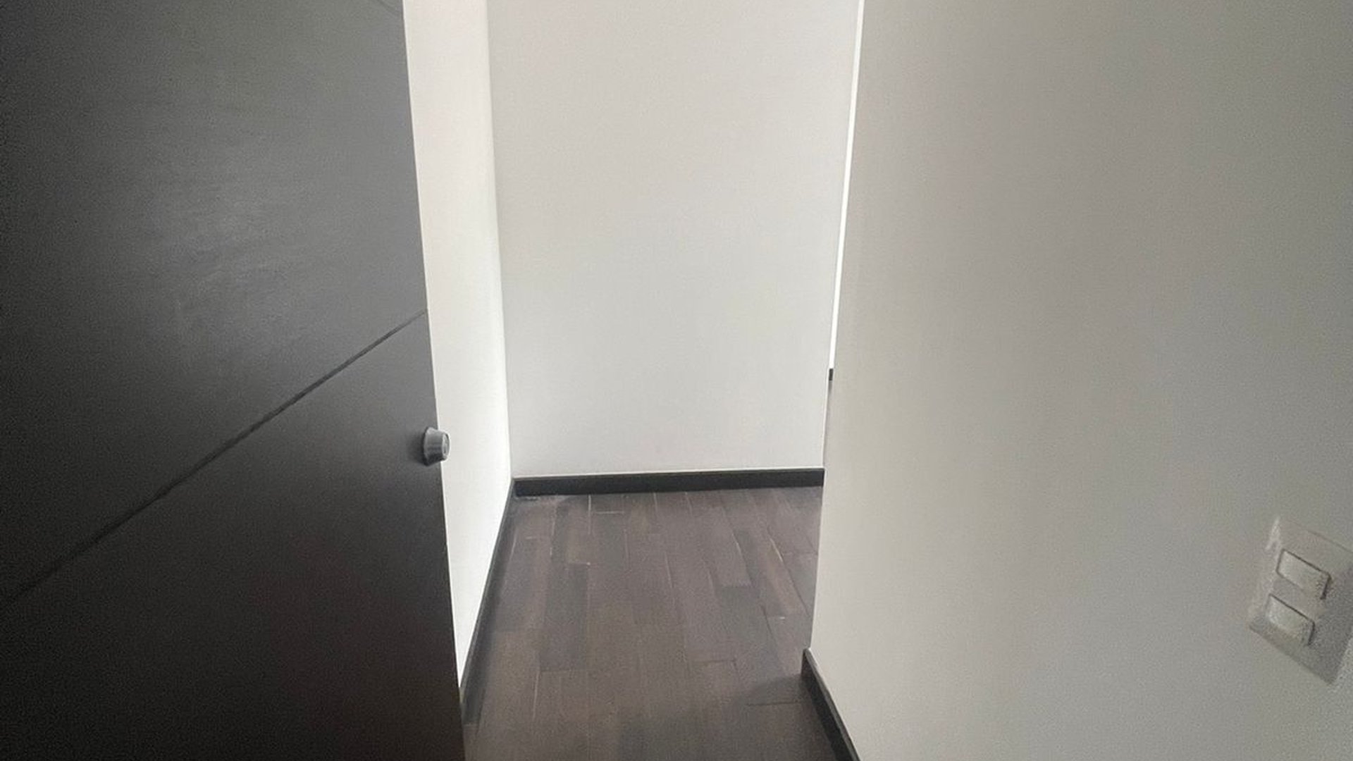 Apartamento en Alquiler Edificio Attica II, zona 14  - Miniatura 10
