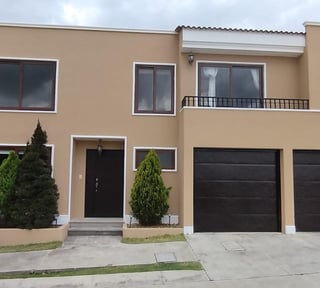 📍 CASA EN VENTA – CUMBRES DE LA ARBOLEDA | KM 21.5 CAES