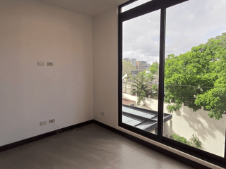 ALQUILER DE APARTAMENTO PARA ESTRENAR - ARLES, ZONA 15  - 4