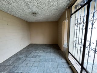 Casa en Venta, Loma Linda, Zona 11 - 4