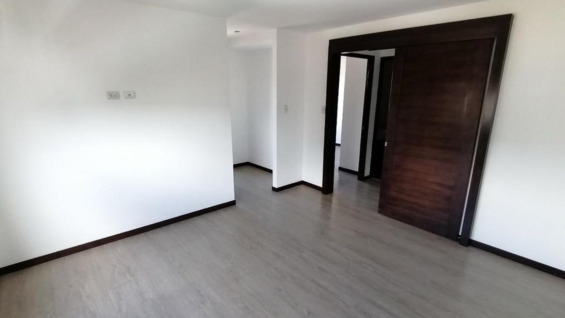 Alquiler apartamento 2 Dormitoiros | NEO Zona 10 (B) - Miniatura 5