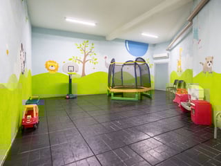 Apartamento remodelado y amueblado en renta, TorreNova zona 13 - Image 24