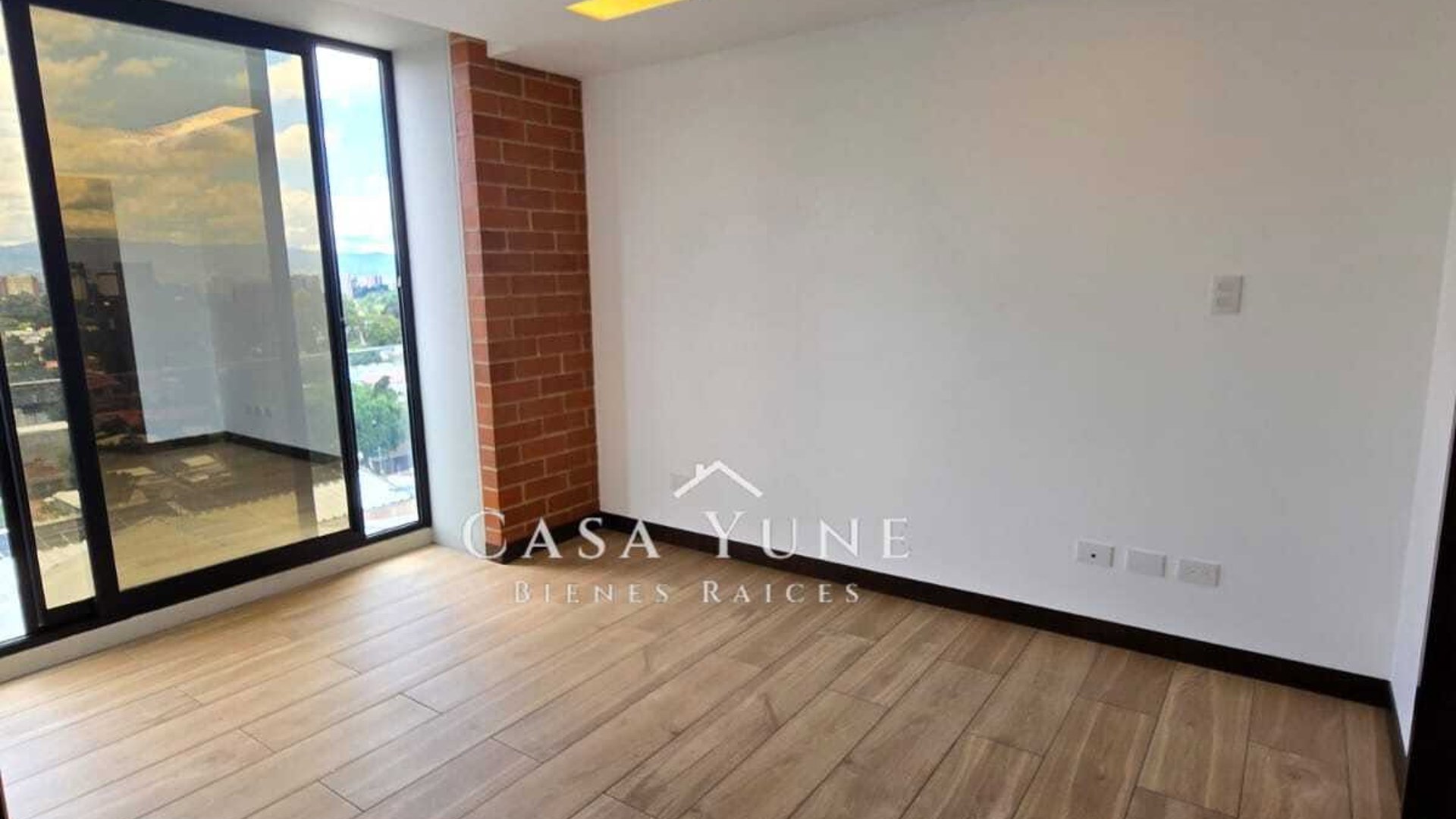 Apartamento en alquiler zona 14 TerraDelfines - Miniatura 17