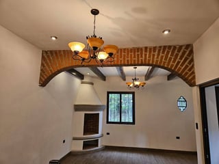 Casa Estilo Colonial en Venta en Antigua Gardens - 4