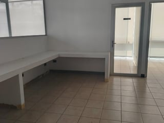 ALQUILER Oficina en km. 24 Carretera al Salvador - 5