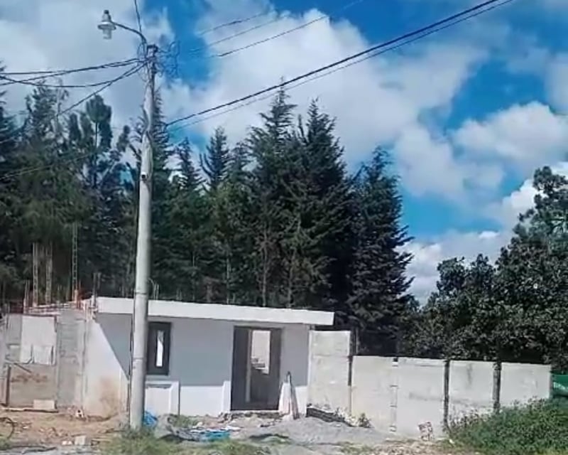 Casa venta en Construcción Pinos de lo Alto en XELA