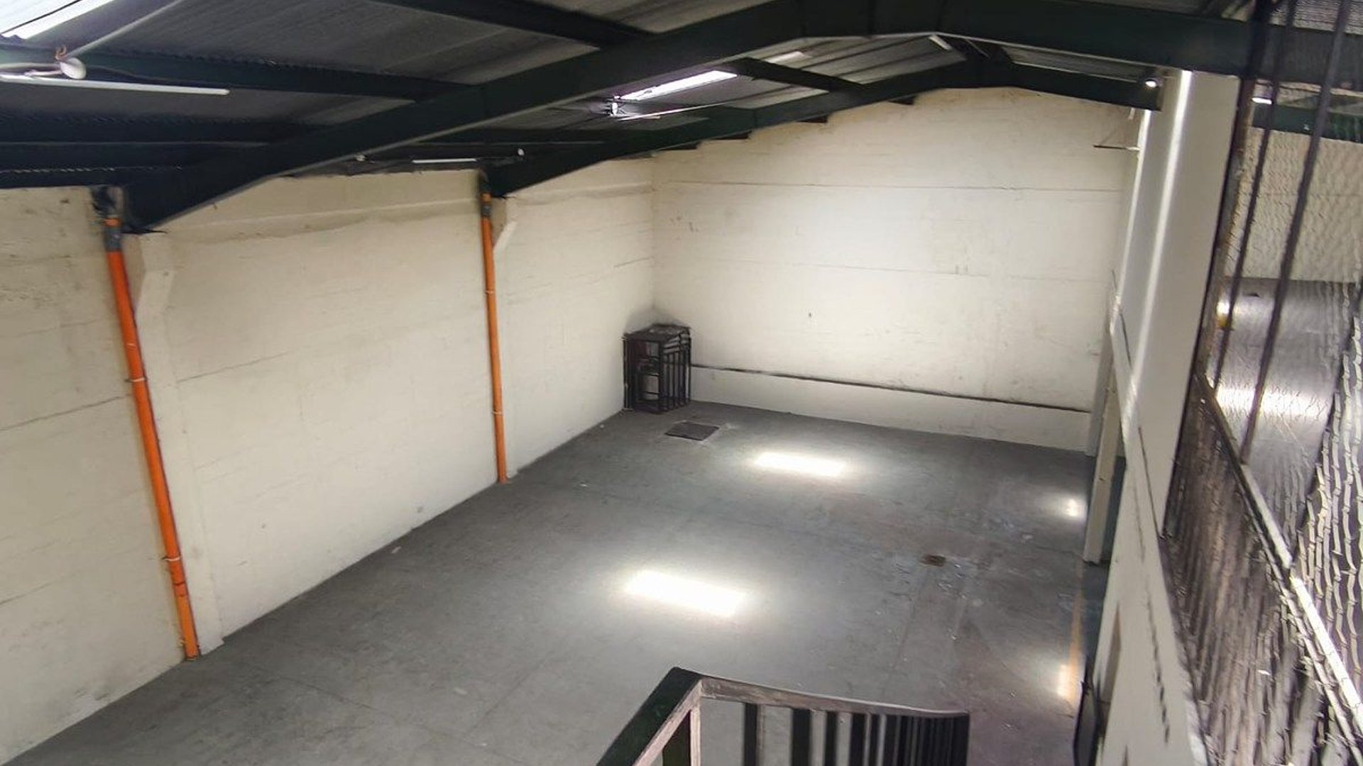 Bodega en Renta - Sobre Calzada Aguilar Batres Zona 12 - Miniatura 15