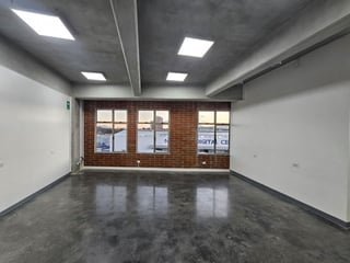 Ofibodega en Renta Condado Naranjo - Image 8