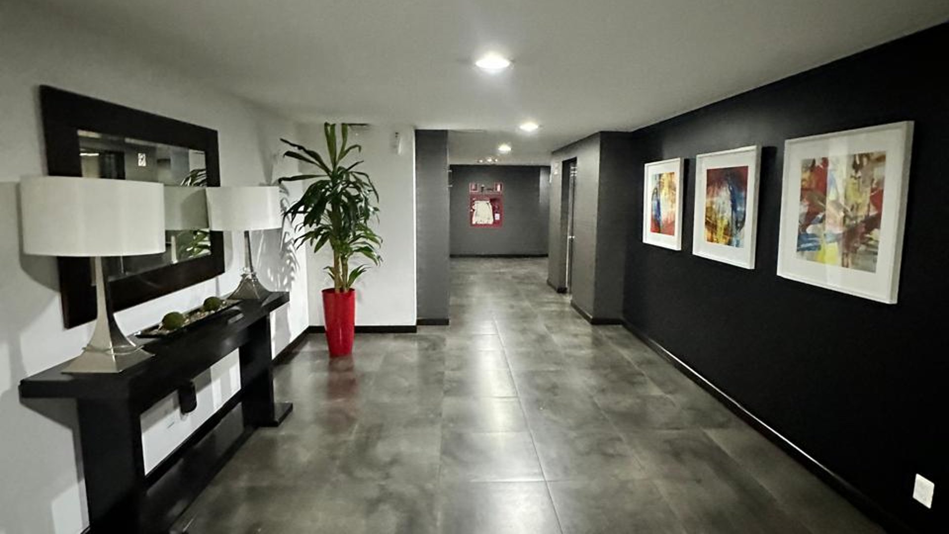 Apartamento en Alquiler Edificio Attica II, zona 14  - Miniatura 15