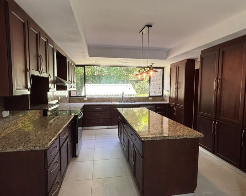 APARTAMENTO EN RENTA | ALTOS DE TORRELIANA, CAES KM 8.5
