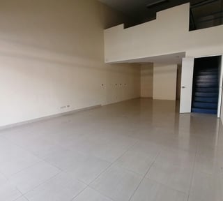 En Renta Local en Zona 10 con 81 m2 cercano a Pradera