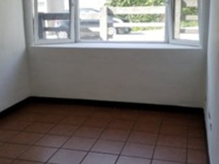 CASA EN RENTA – KM 13.5 CARRETERA A EL SALVADOR - 4