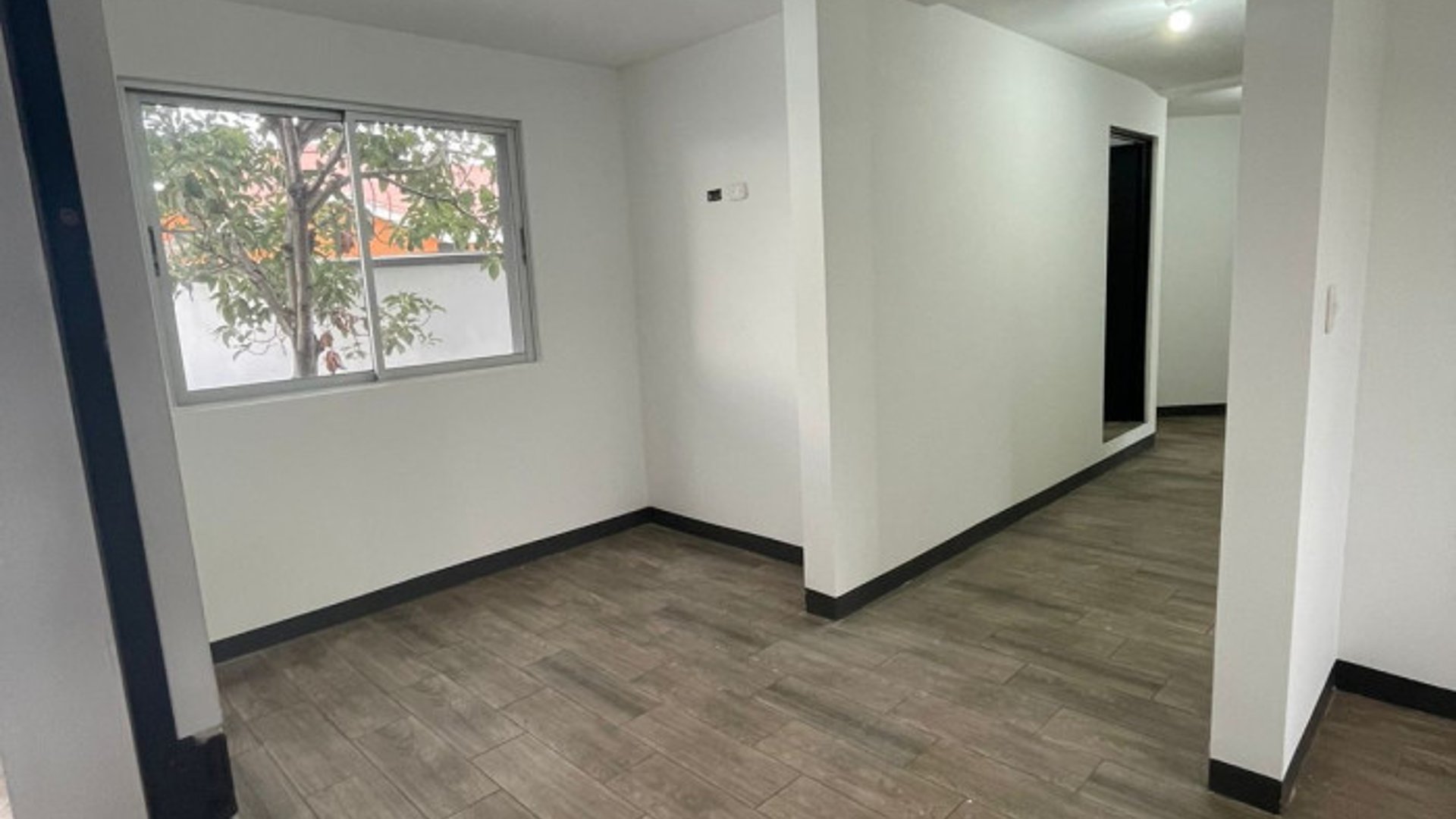 Apartamento en renta Catalina Villa nueva - Miniatura 4