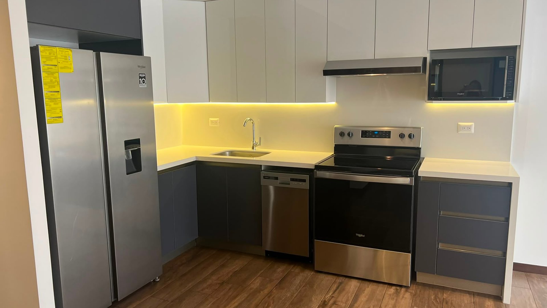 ???? APARTAMENTO EN RENTA – 2 HAB + LÍNEA BLANCA | BRUNELO | ZONA 10 - Miniatura 2