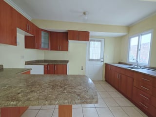 Casa en Venta en Hacienda de Las Flores Villa Nueva - 4