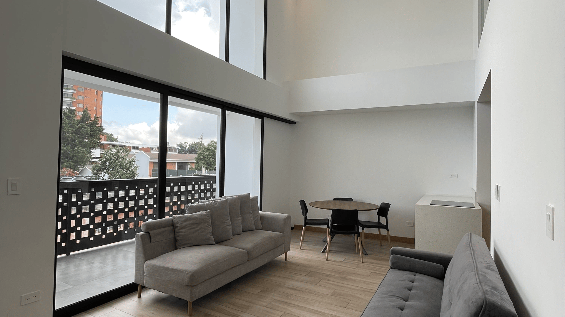 Apartamento en Venta Edificio AOKI, zona 14 N3