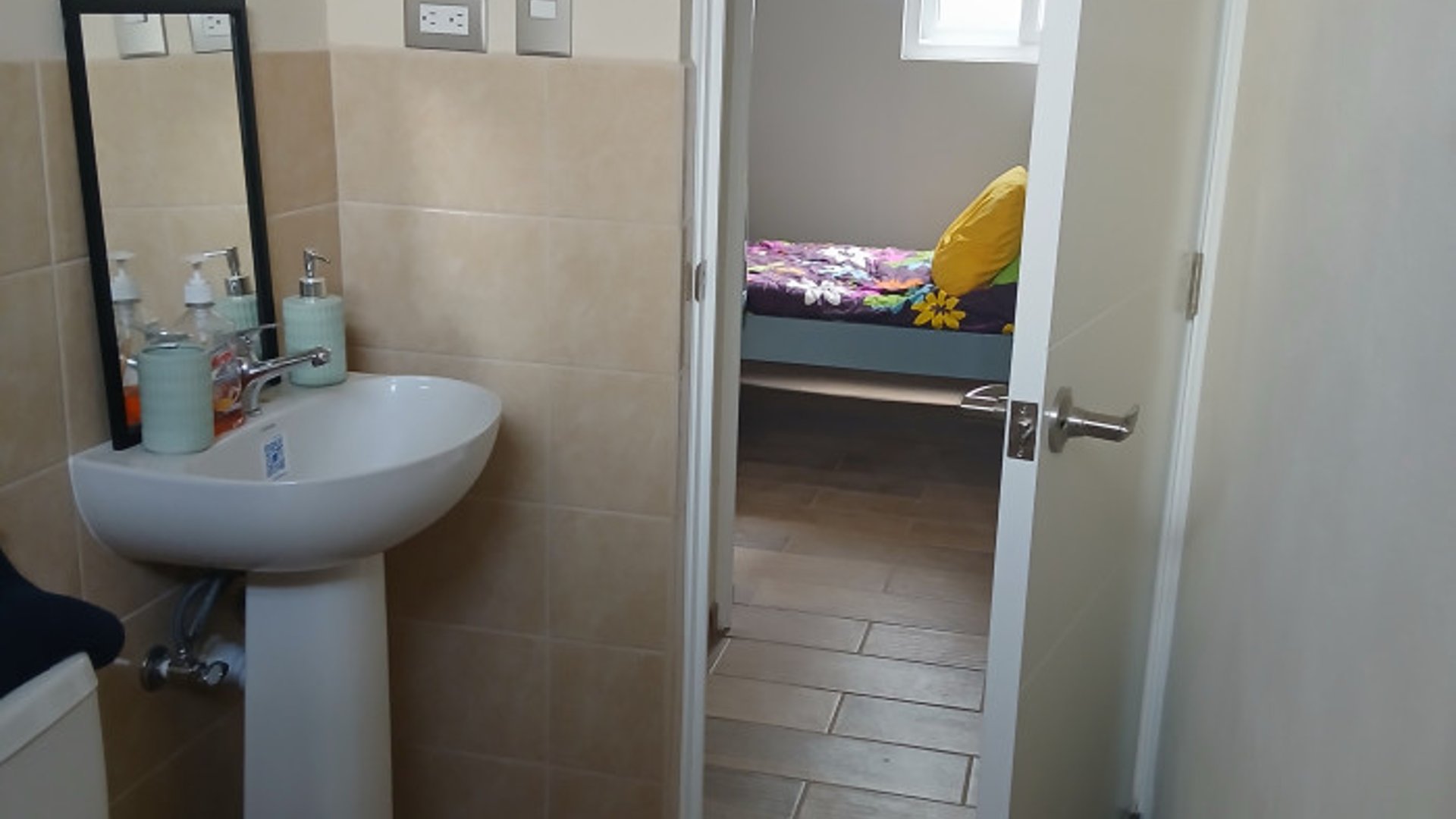 Apartamento en venta Villa Los Álamos, Villa Canales - Miniatura 9