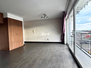 APARTAMENTO EN RENTA EN ZONA 4 DE MIXCO, TREO - NIVEL ALTO - Image 2
