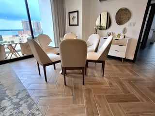 Apartamento en Venta en Zona 10 NAORI - Image 7