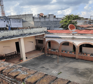 Venta de propiedad en la cuchilla zona 6 sobre la Calzada José Milla POT G5