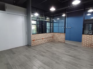 Linda Oficina En Venta - Edificio Pialé Zona 10 - 5