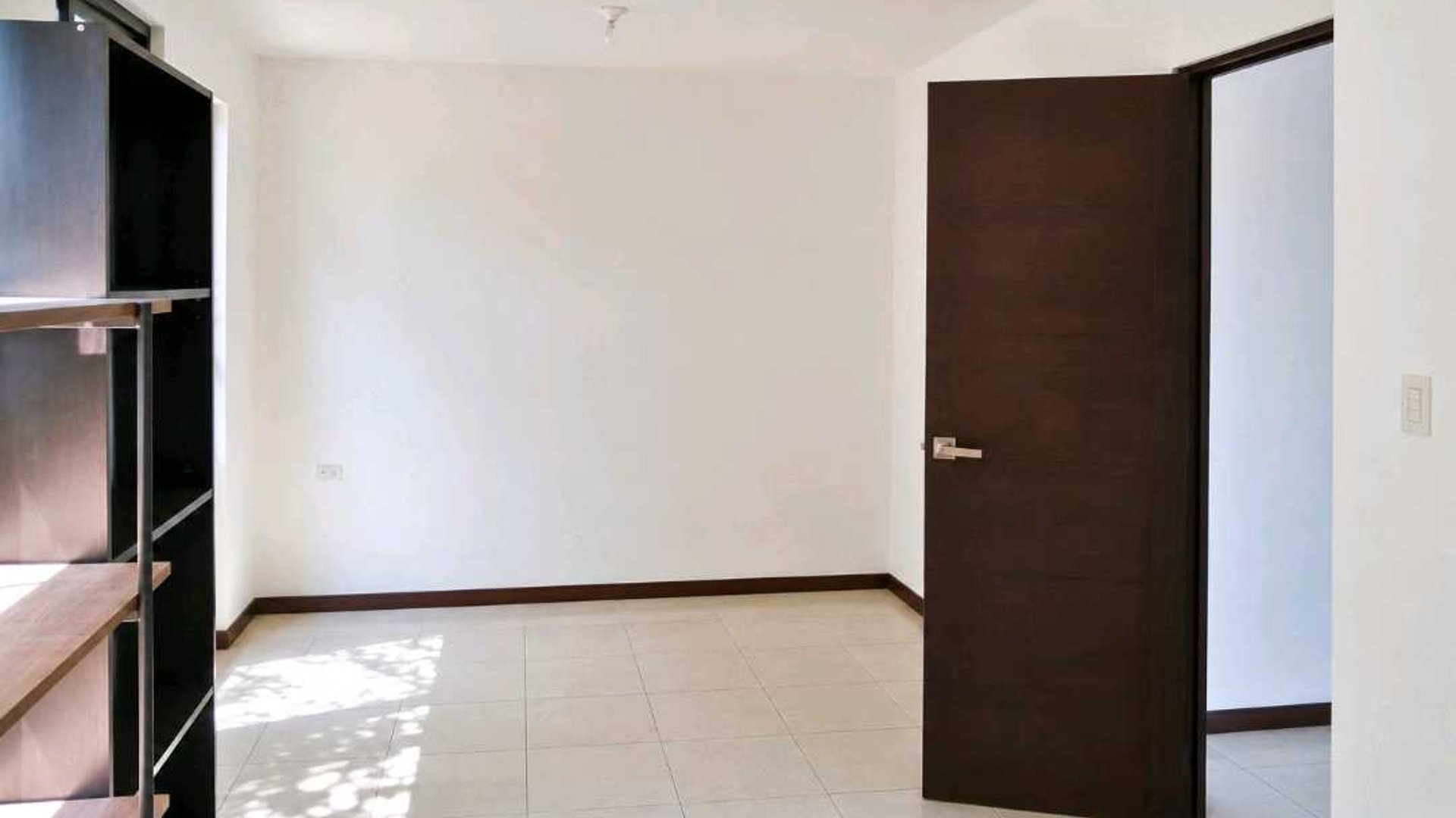 CASA EN ALQUILER????Condominio Segovia, Alameda Norte, Condado Naranjo - Miniatura 4