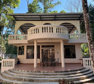 CASA EN ALQUILER EN RIO DULCE MANSION DEL RIO