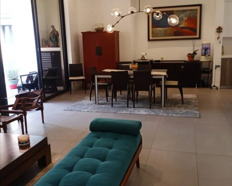 Vendo lindo apartamento zona 10